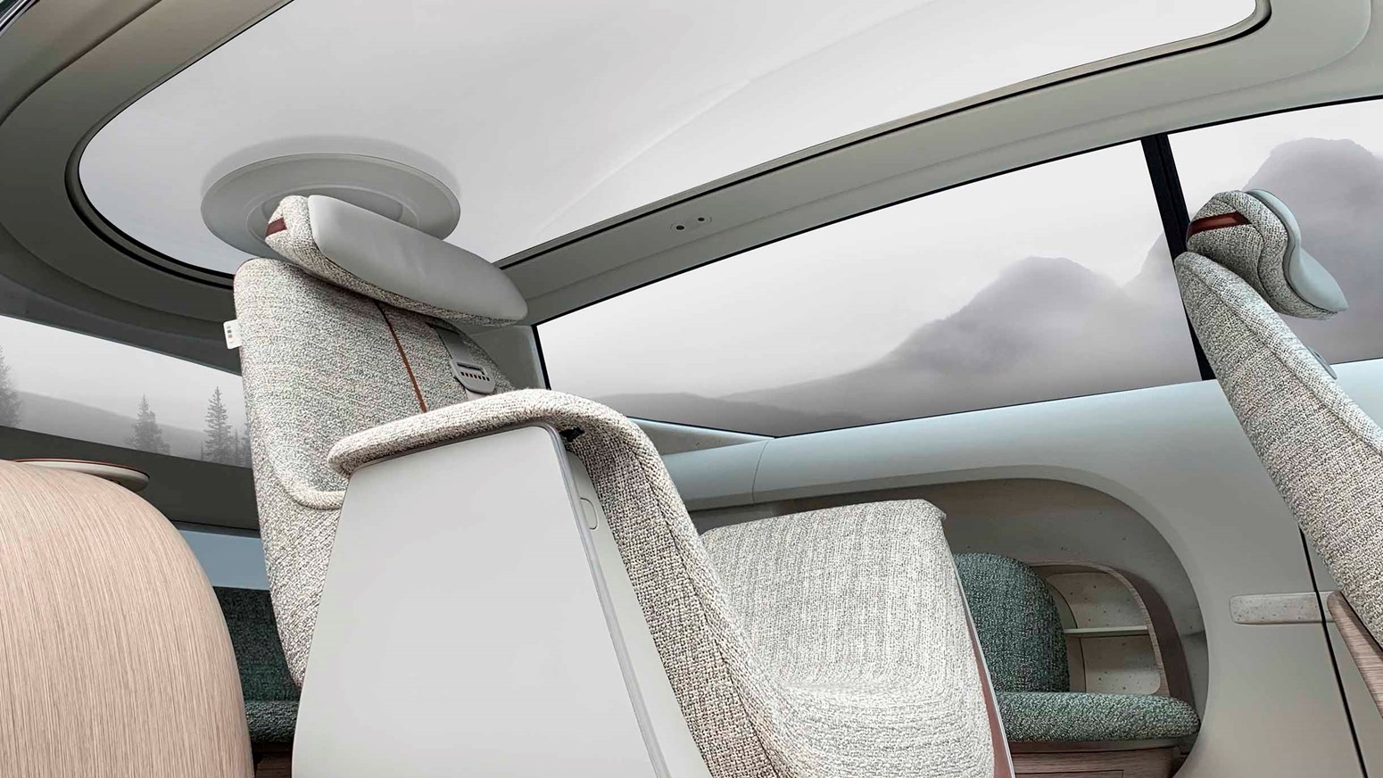 Konceptbilen Hyundai SEVEN rummelig kabine og soltag