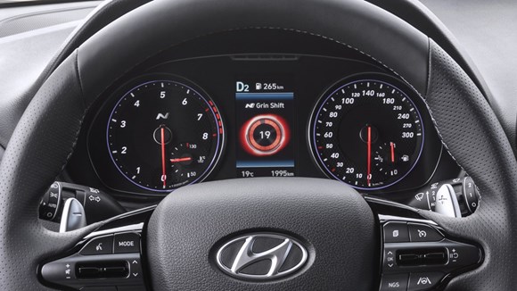 Instrumentering med visning af N Grin Shift i Hyundai i30 N 